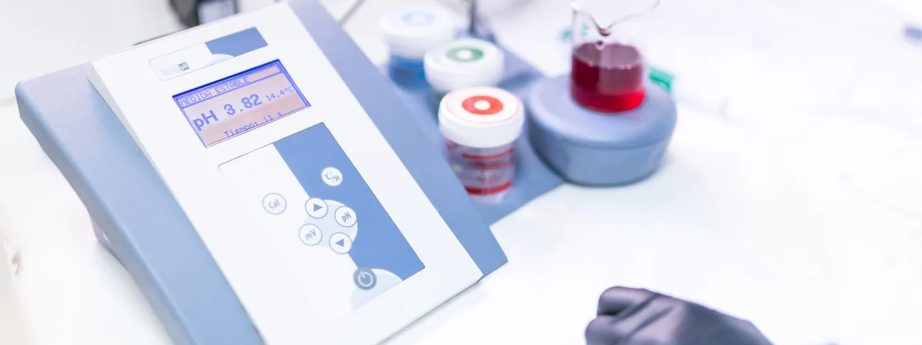 1333 x 500 px  laboratorium.webp